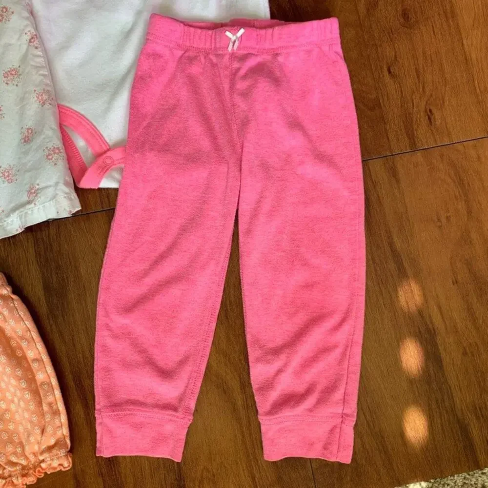 Carter’s 18 month 6-piece Bundle outfit set leggings shorts bodysuit